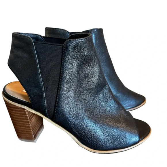Steve Madden Shoes - Steve Madden Black Leather Open Toed Heel Booties- Women’s 7